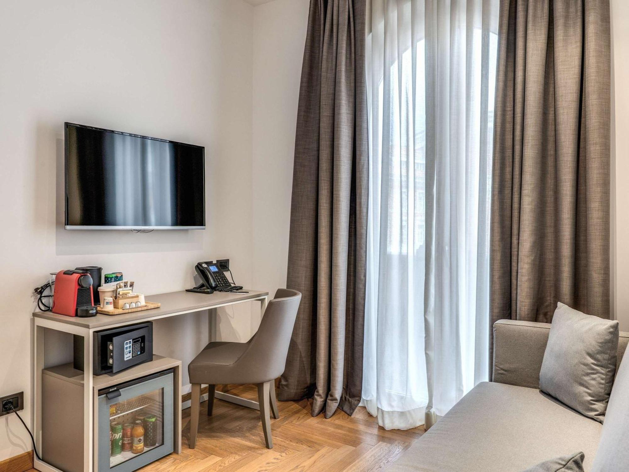 Mercure Roma Centro Termini Экстерьер фото
